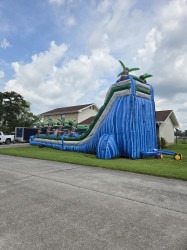 20250802 162036 1754191015 22ft Blue Crush with Slip N Slide